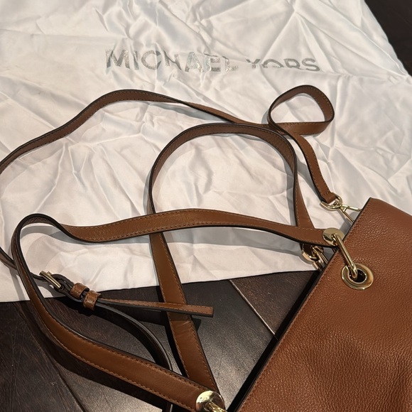 Michael Kors raven Brown Leather Tote Bag with crossbody EUC - Picture 9 of 16